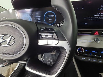 2022 Hyundai Elantra Hybrid Limited