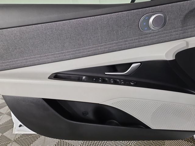 2022 Hyundai Elantra Hybrid Limited