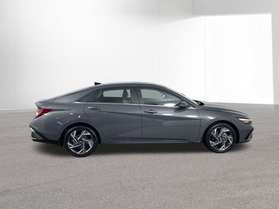 2026 Hyundai Elantra Hybrid Limited