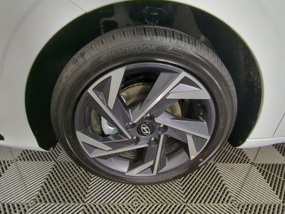 2024 Hyundai Elantra Hybrid Limited