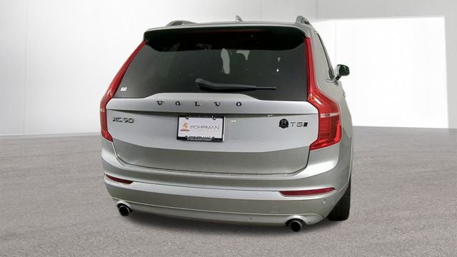 2019 Volvo XC90 Momentum