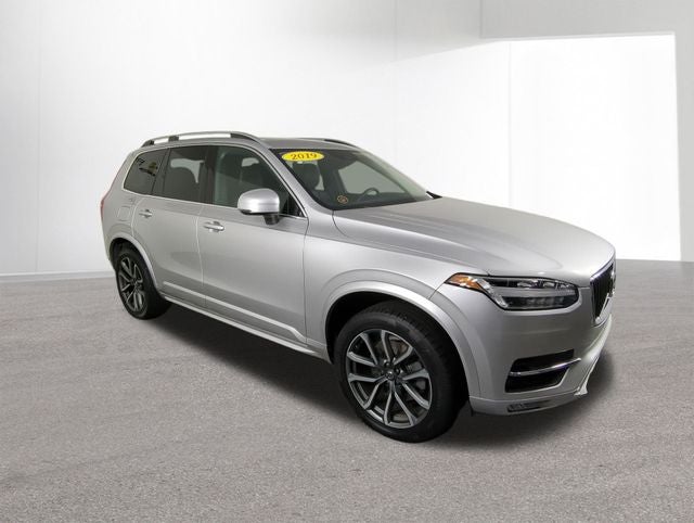 2019 Volvo XC90 Momentum