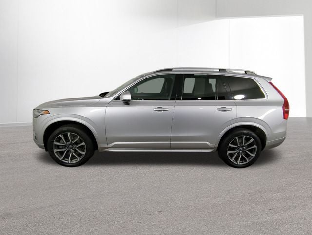 2019 Volvo XC90 Momentum