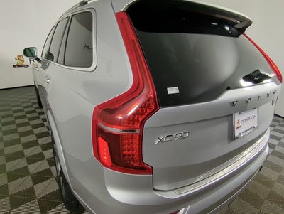 2019 Volvo XC90 Momentum