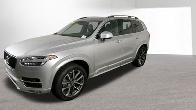 2019 Volvo XC90 Momentum