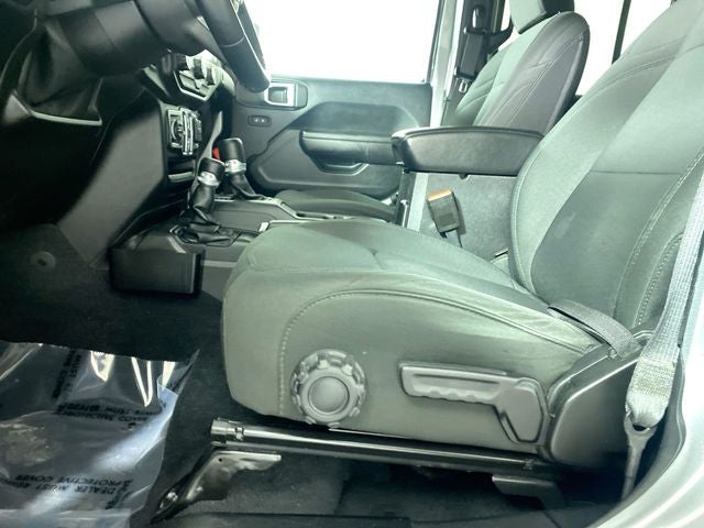 2021 Jeep Gladiator Willys