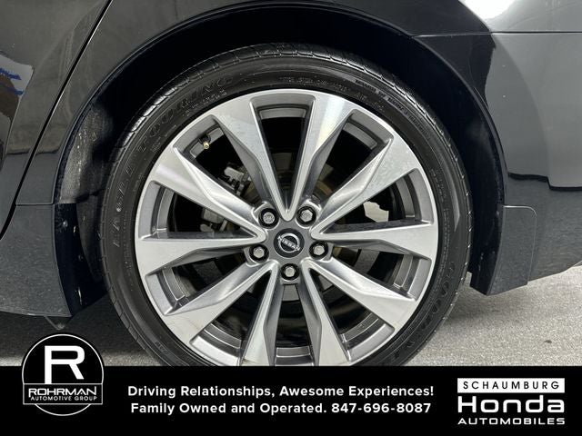 2023 Nissan Maxima Platinum