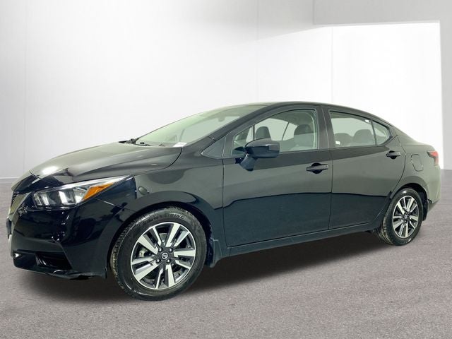 2022 Nissan Versa 1.6 SV