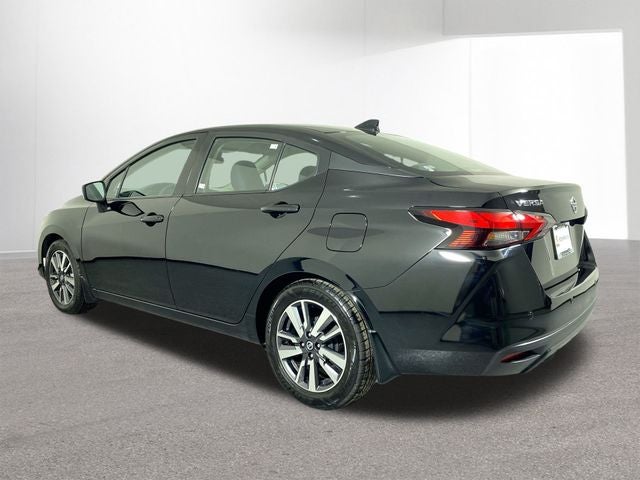 2022 Nissan Versa 1.6 SV