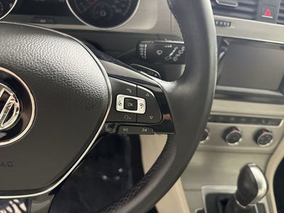 2015 Volkswagen Golf TSI SE 4-Door