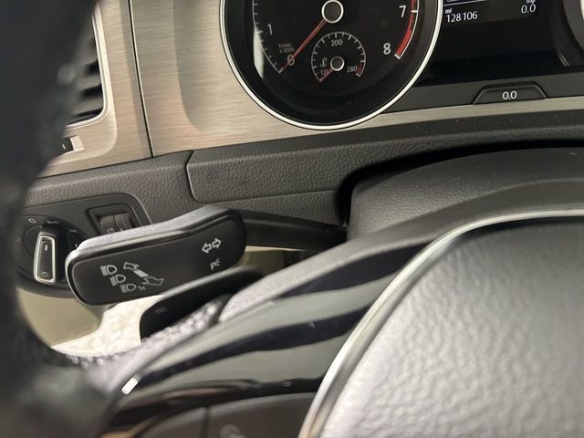 2015 Volkswagen Golf TSI SE 4-Door