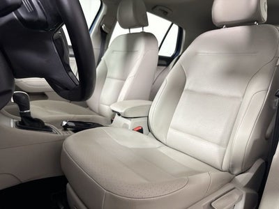 2015 Volkswagen Golf TSI SE 4-Door