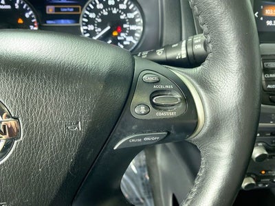 2020 Nissan Pathfinder SL