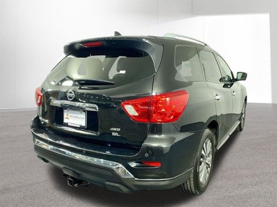 2020 Nissan Pathfinder SL