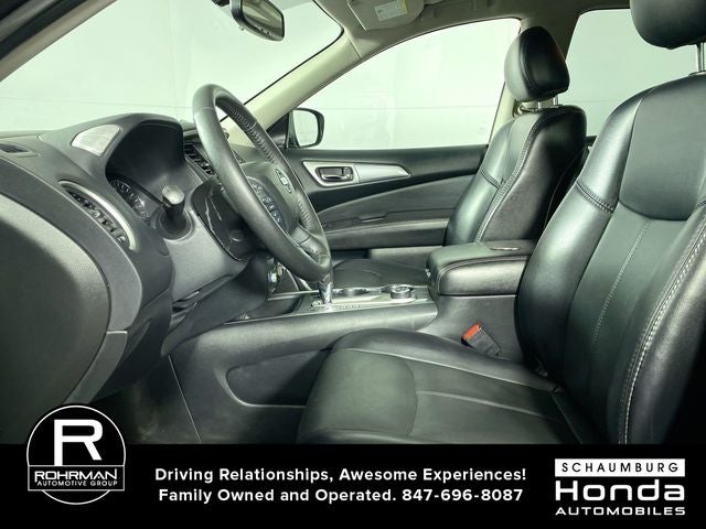 2020 Nissan Pathfinder SL