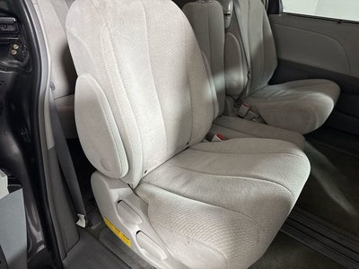 2013 Toyota Sienna LE