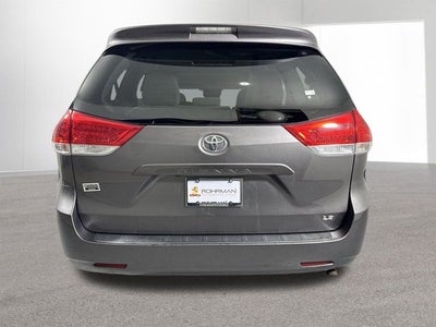 2013 Toyota Sienna LE