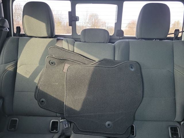 2024 Jeep Gladiator Sport S