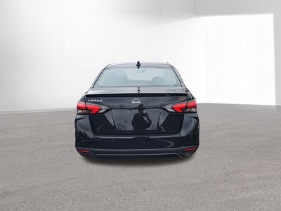 2025 Nissan Versa 1.6 SR