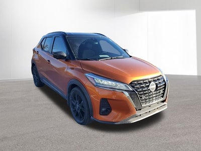 2022 Nissan Kicks SR