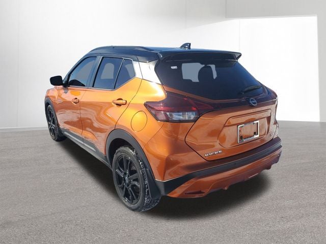 2022 Nissan Kicks SR