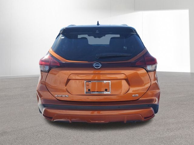 2022 Nissan Kicks SR