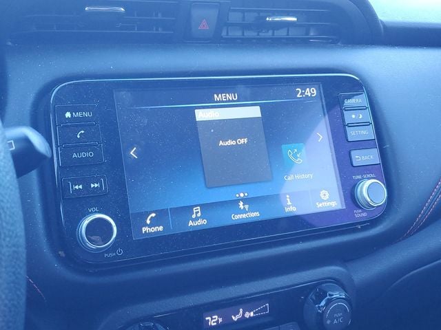 2022 Nissan Kicks SR