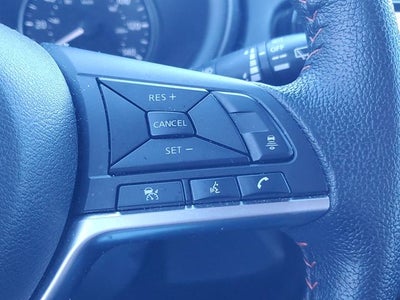 2022 Nissan Kicks SR