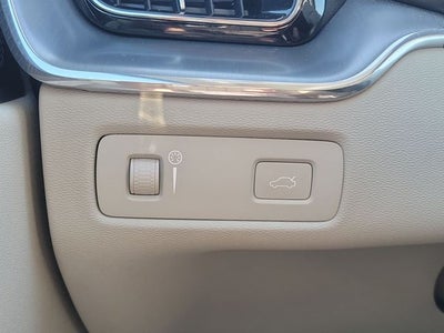 2019 Volvo XC60 T5 Momentum