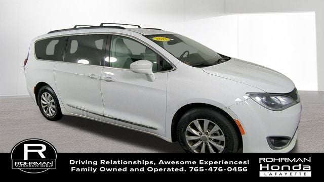 2017 Chrysler Pacifica Touring L