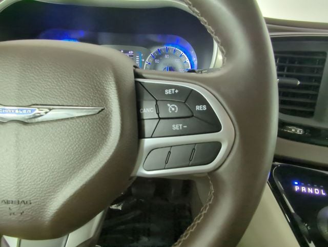 2017 Chrysler Pacifica Touring L