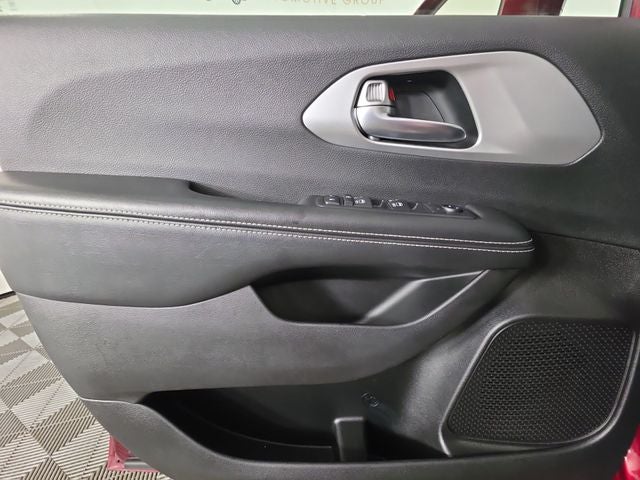 2019 Chrysler Pacifica Touring L Plus