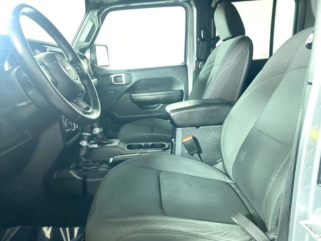 2021 Jeep Gladiator Willys