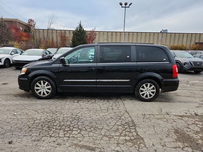 2013 Chrysler Town & Country Touring