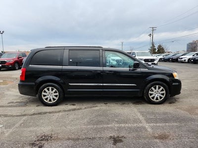 2013 Chrysler Town & Country Touring