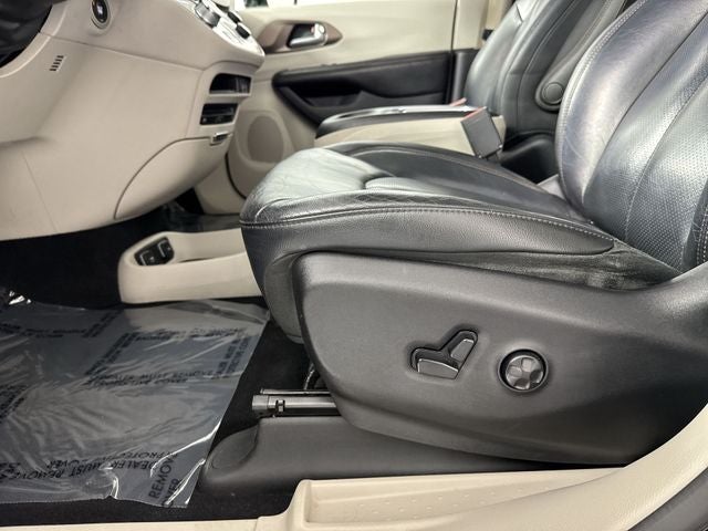 2019 Chrysler Pacifica Touring L Plus