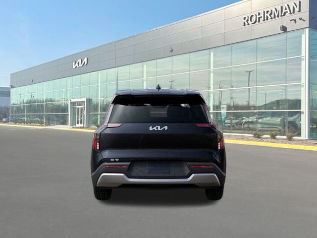 2026 Kia EV9 Light Long Range