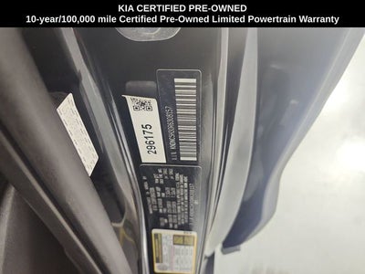 2024 Kia Carnival EX