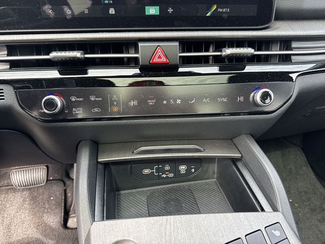 2026 Kia Sportage Plug-In Hybrid X-Line