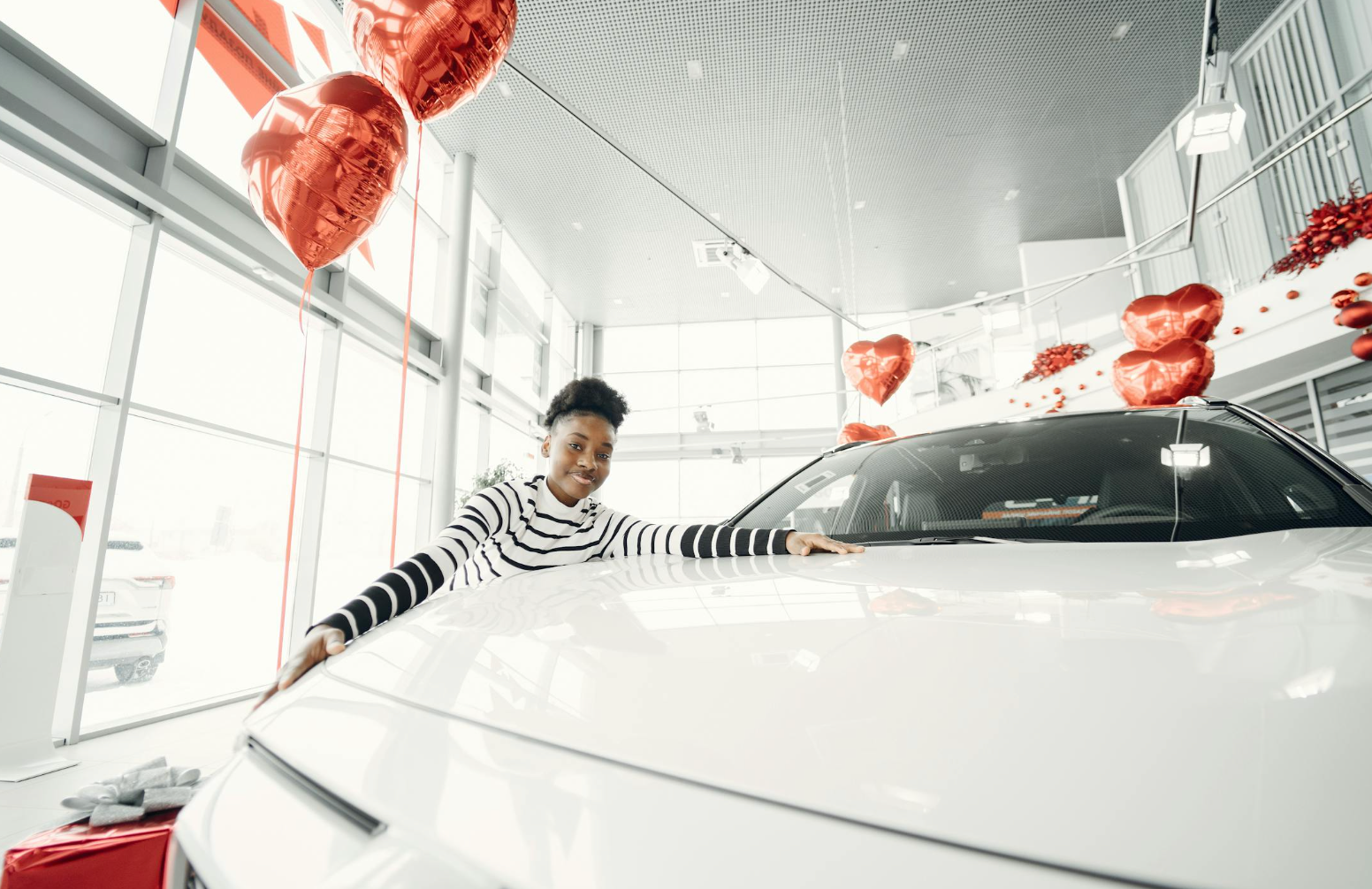 Car lease specials at a dealership