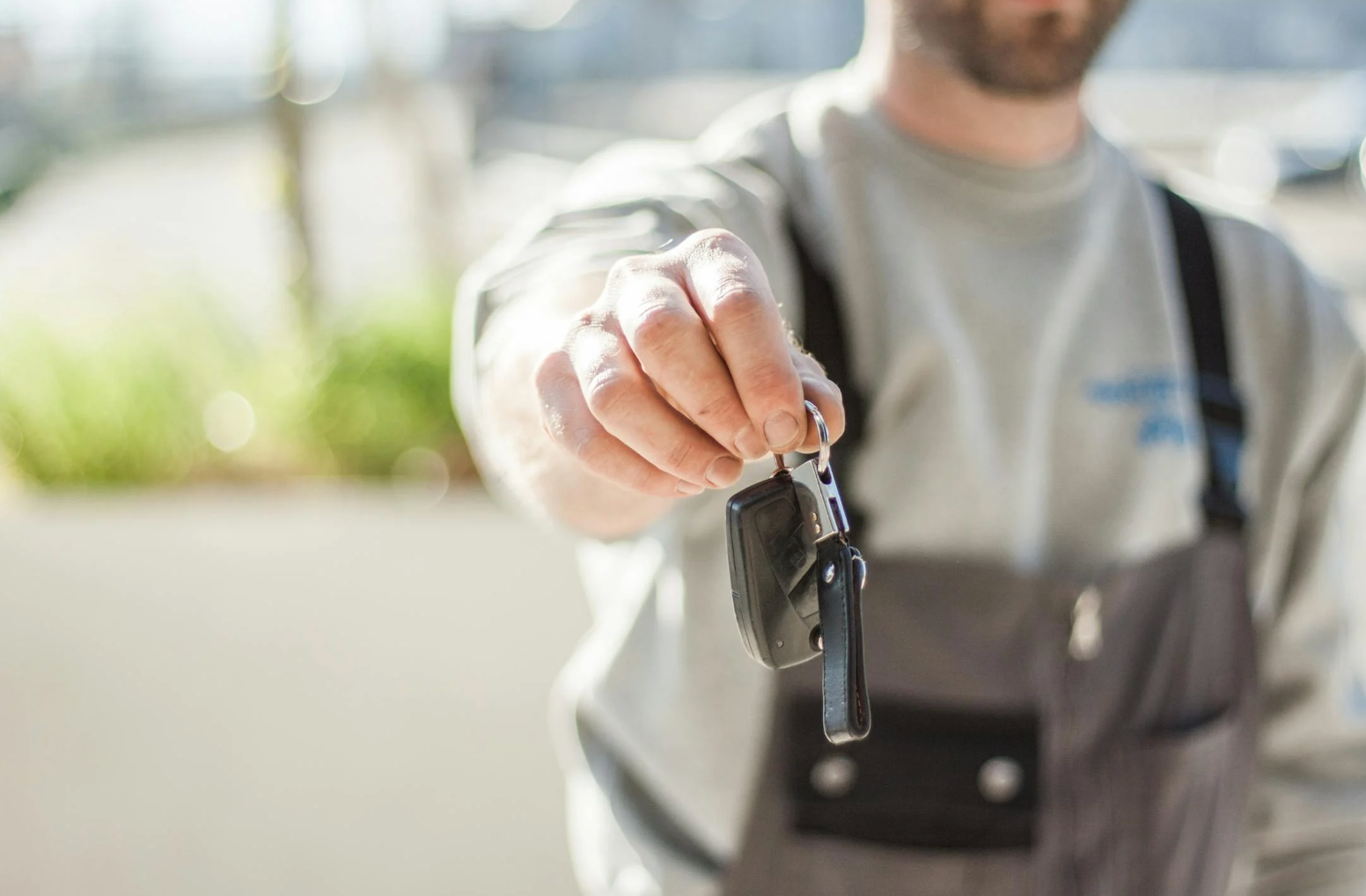 New Car Keys from easy New Truck Leasing Near Chicago